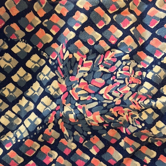 Lily Pulitzer Half Zip - Picture 6 of 6